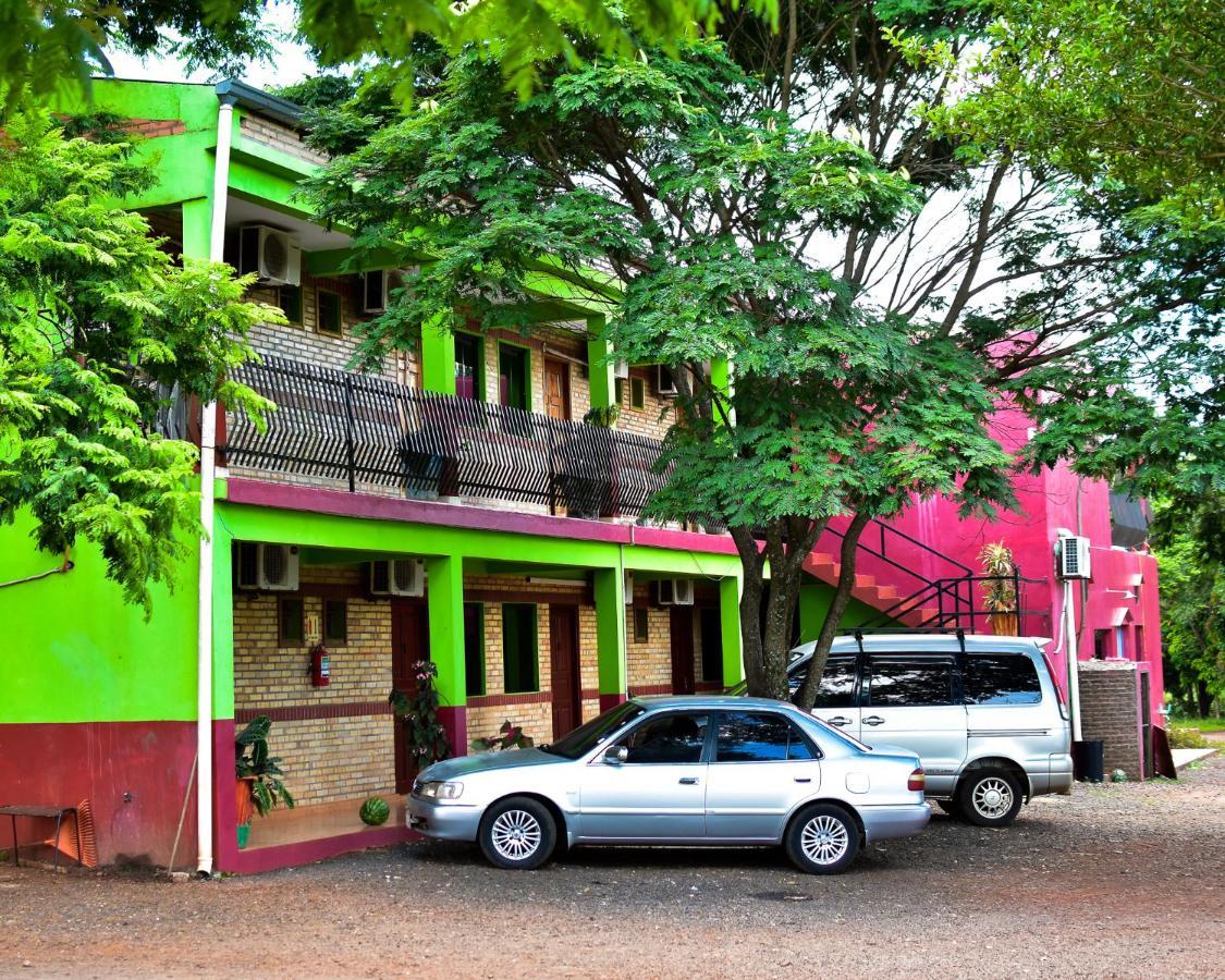 Palmas Park Hotel Y Restaurant Obligado Exterior foto